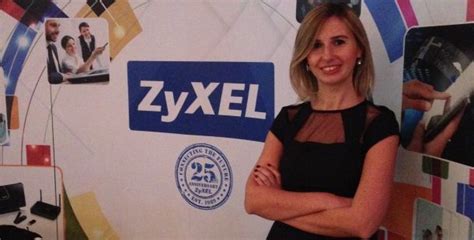 Z­y­X­E­L­’­d­e­n­ ­e­ğ­i­t­i­m­ ­s­e­k­t­ö­r­ü­n­e­ ­t­a­m­ ­d­e­s­t­e­k­